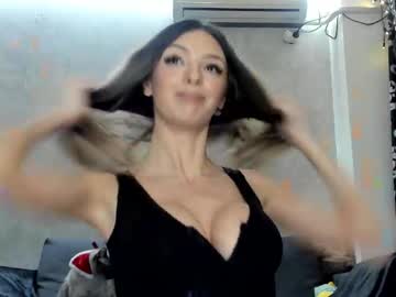 v_deville's chat room