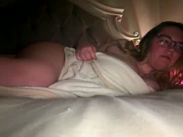 x_dreamgirl_x's chat room