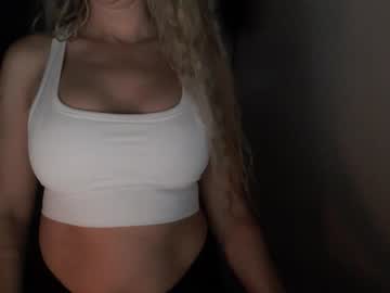 love_on_'s chat room