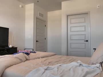 therosiecheeks's chat room