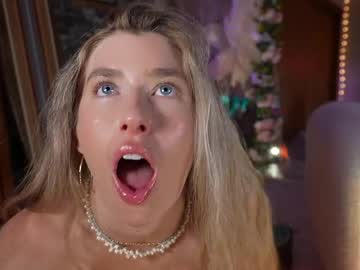 lucy_gooosey's chat room