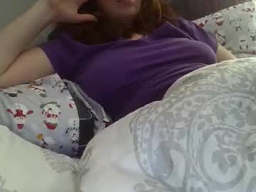 krazyred1027's chat room