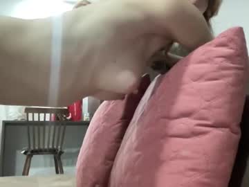 lilbitali's chat room