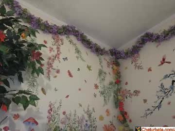 aliceriverscam's chat room