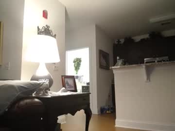 hotblondemilf1962's chat room