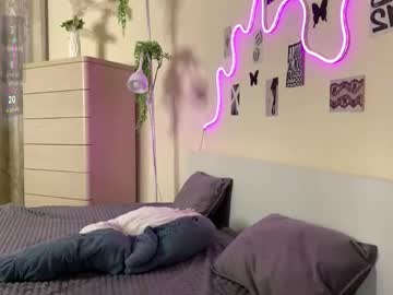 heavenmoth's chat room