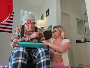 realtoxxxmaria's chat room