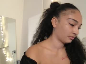 rosalinatoosexy's chat room