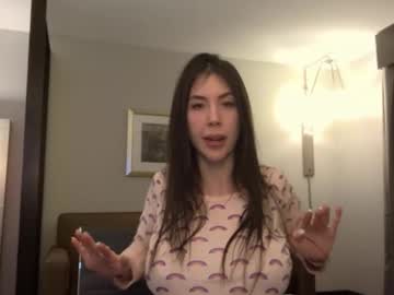 lilylustxoxo's chat room