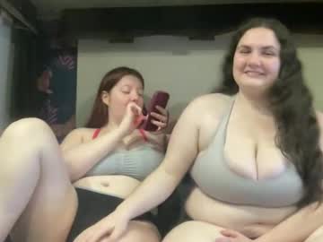 scarletttsinner's chat room