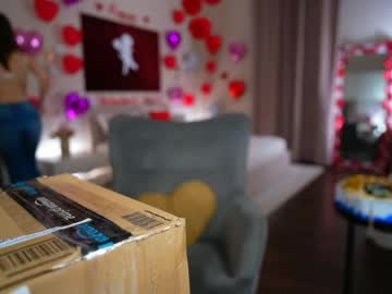 newchloe18's chat room