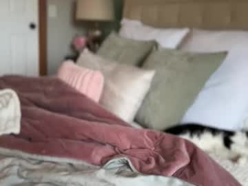 officiallyonlytams's chat room