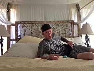 cpl_2_thrpl's chat room