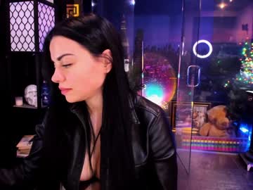 alma_pearl's chat room