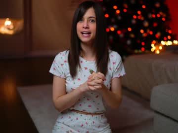 newchloe18's chat room