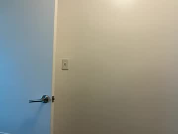 lilybrown07's chat room