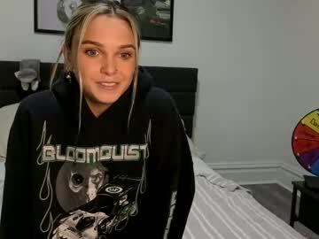 scarletterose_504259's chat room