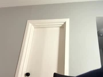 deepthroatqueen33's chat room