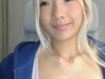 vivianwinters's chat room