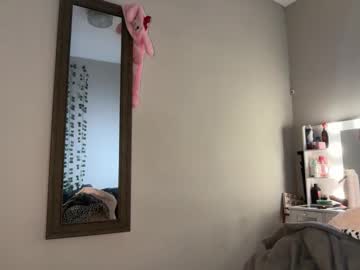 sophiasecretsx's chat room