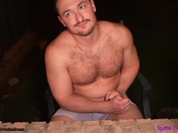 livanddrew's chat room