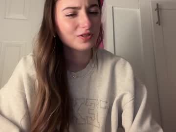 fantasyella's chat room