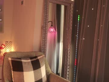 mysticxkitty's chat room