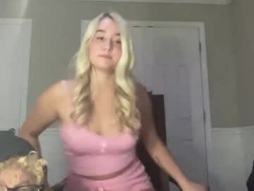 irispink1's chat room