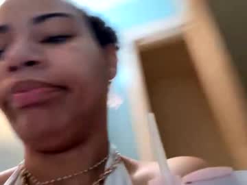 222kitty's chat room