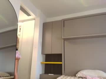 dreamyylilah's chat room