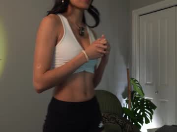 littlemiss_kira's chat room