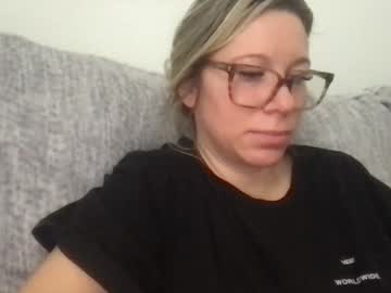 texas_blonde's chat room