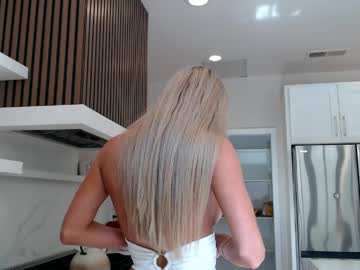 sadieeblake's chat room