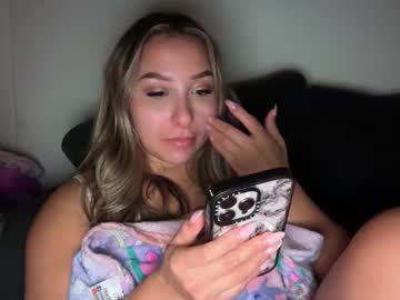 nicolelovesyou444's chat room