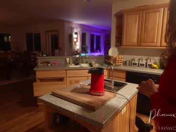 phoenix_taylor's chat room