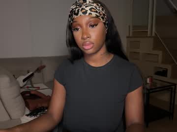 violet6xft's chat room