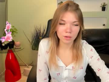 michafox's chat room