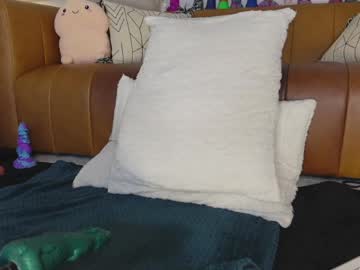 taylor_love_303's chat room