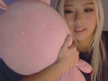 vivianwinters's chat room