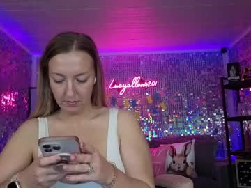 lucyallen4201's chat room