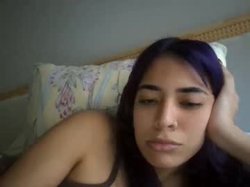 angelsenvy21's chat room