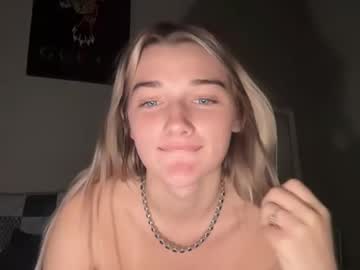 jadejamessecret's chat room