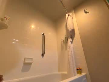 candyclaws05's chat room