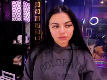 alma_pearl's chat room