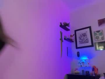 hannahtaylorr's chat room