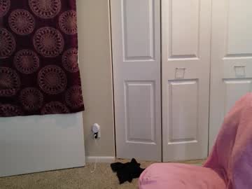 luckyducky02's chat room