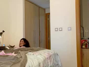 carmenthebrat's chat room