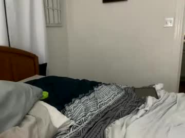 straightoutthetrailer's chat room