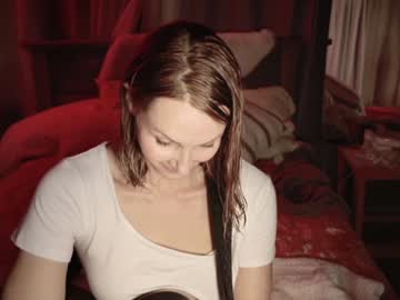 kaileeshy's chat room