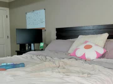 kyliebkillinit's chat room